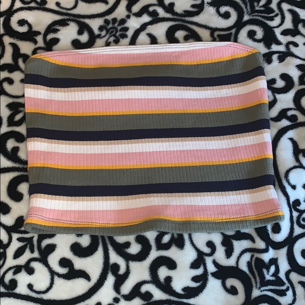 Simple cropped tube top